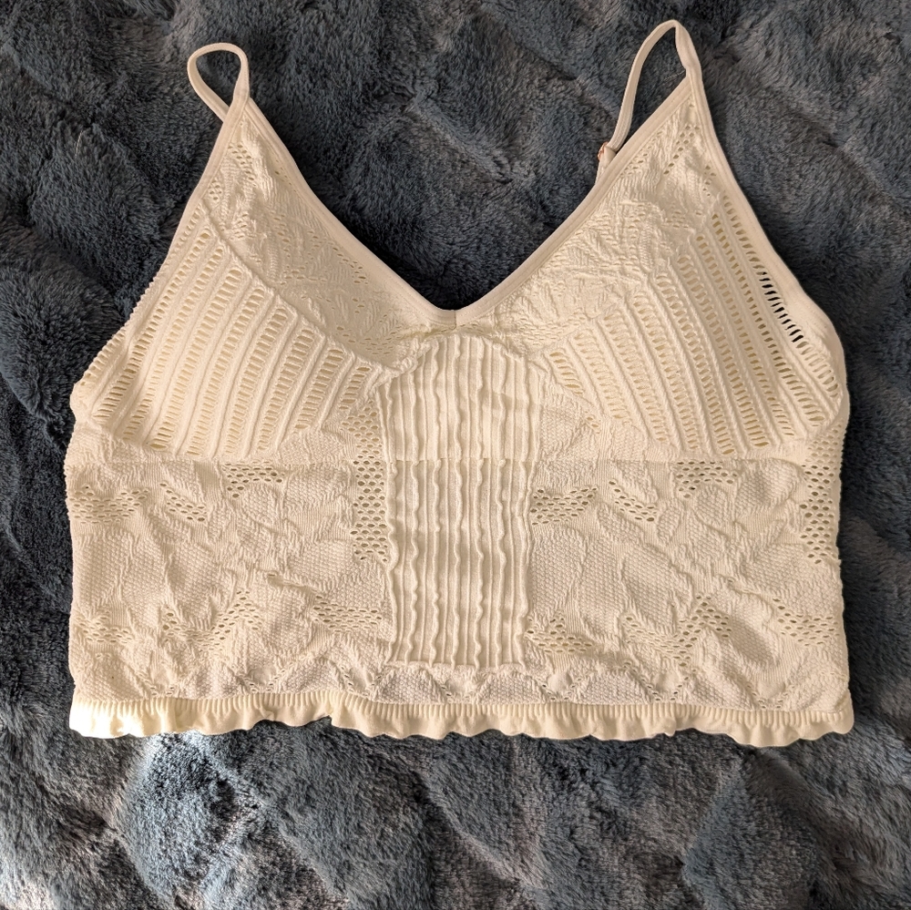 Forina Cream Mesh Stretch Lightly Lined Ruffle Hem Bralette Size M/L